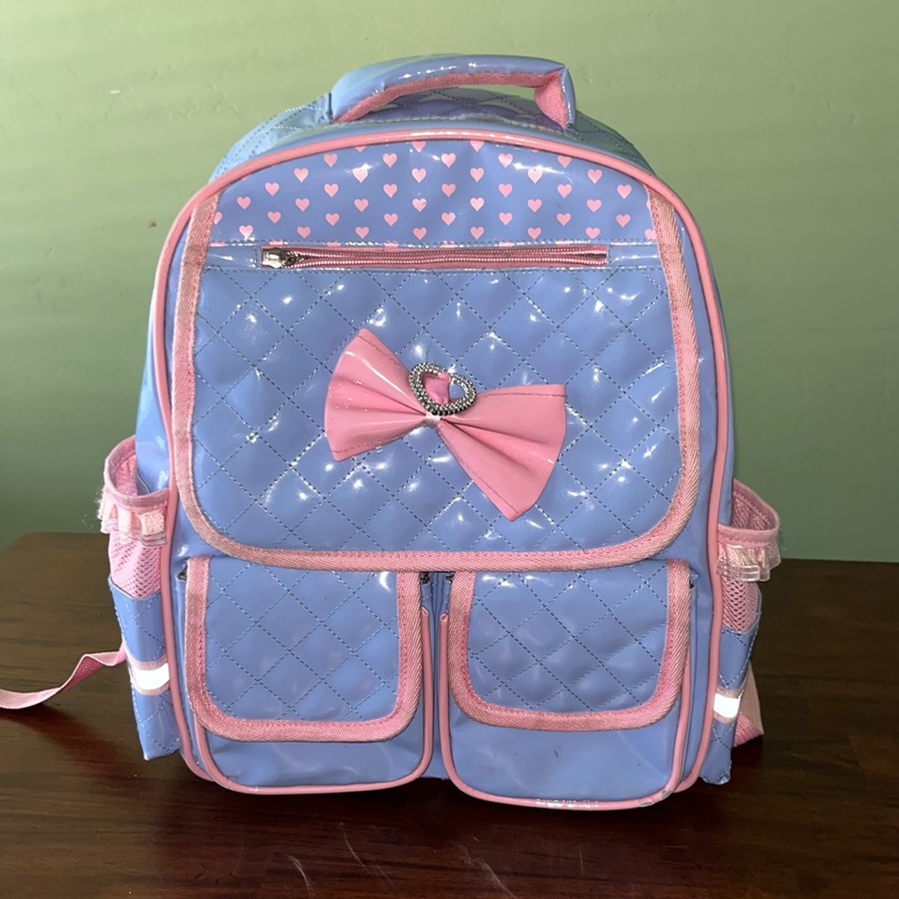 regular sized backpack